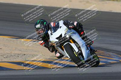 media/Dec-18-2022-SoCal Trackdays (Sun) [[8099a50955]]/Turn 10 (140pm)/